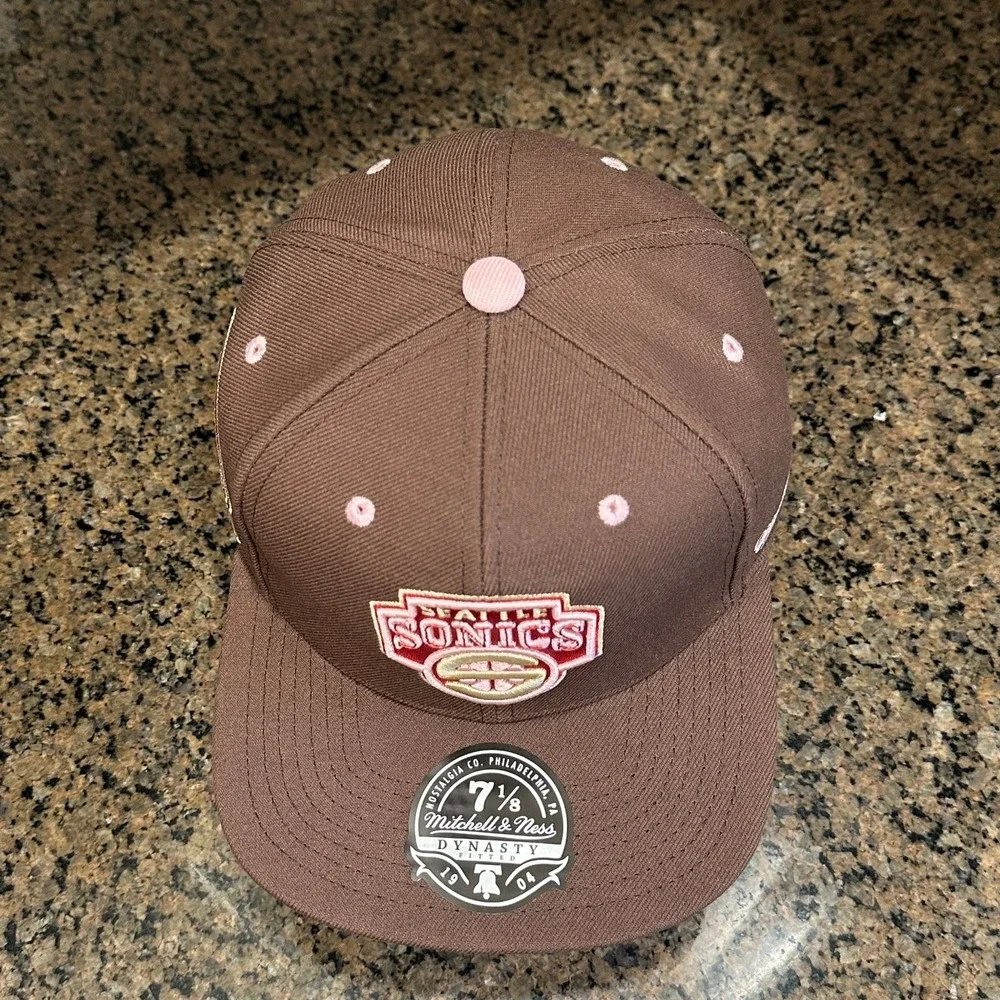 Seattle Sonics Mitchell & Ness 40th Anniversary Fitted Hat 7 1/8 Brown Pink New